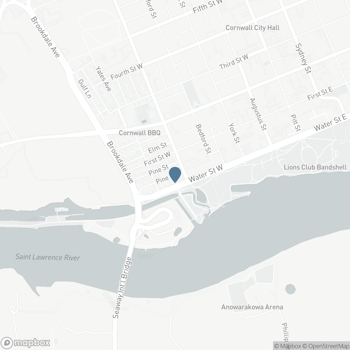 10 PINE LANE, Cornwall, Ontario K6J 1B2